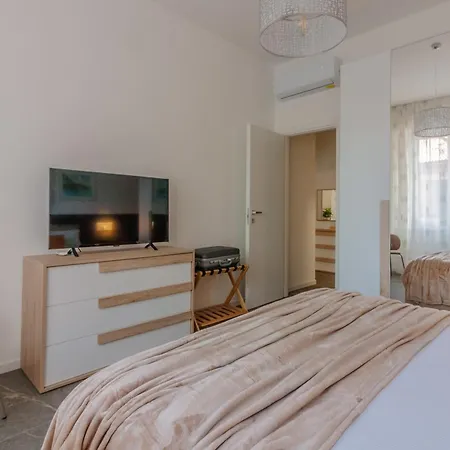 Daire Canvas Varenna